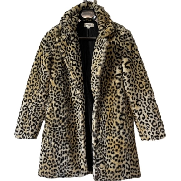 Charlotte Russe Jackets & Blazers - Charlotte Russe Leopard Faux Fur Peacoat Coat XS